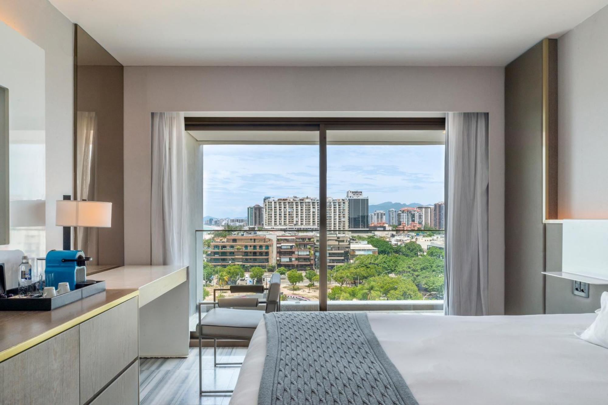 Hotel Lifestyle Laghetto Collection Rio de Janeiro Exteriér fotografie A guest room at the Westin The Royal